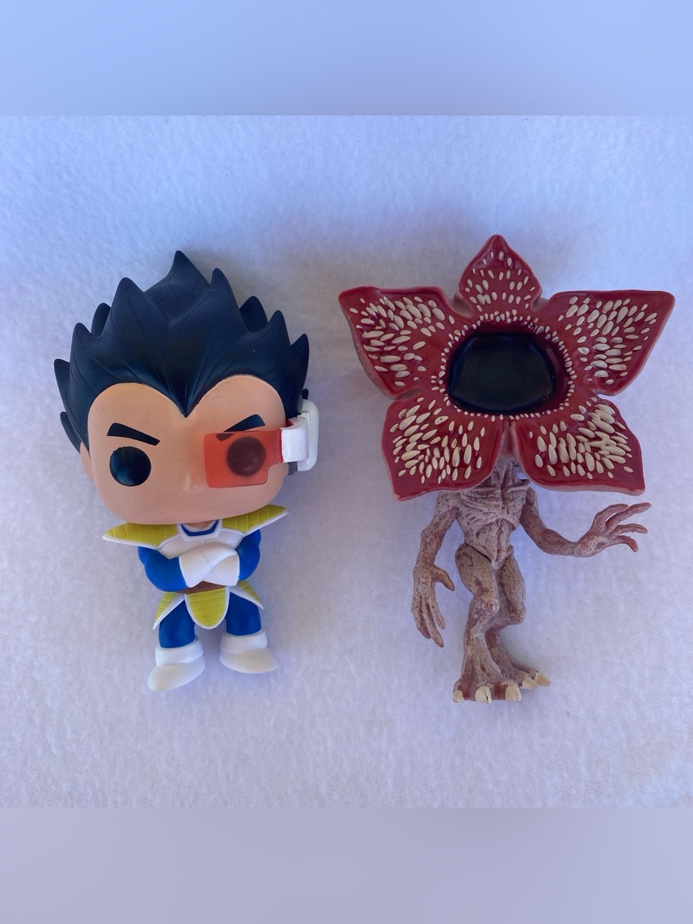 Stranger Things Funko Pop Demogorgon #428 & Jumbo Dragon Vegeta #10 Lot